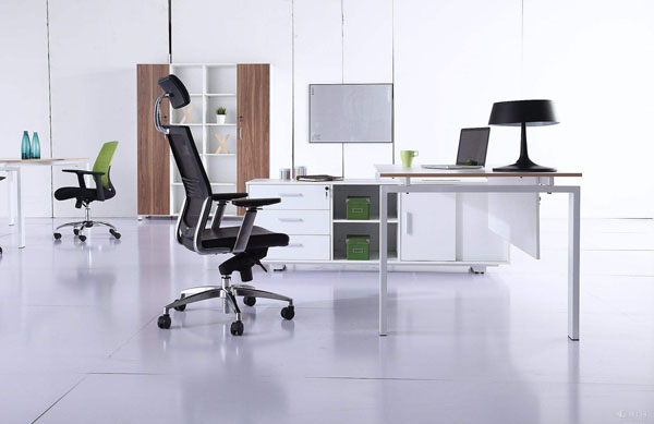 辦公家具磕碰了怎么辦？